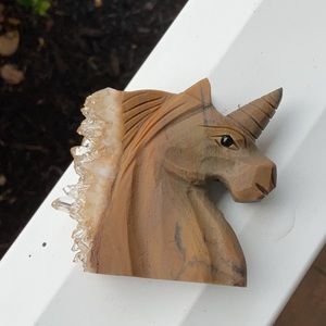 QUARTZ CRYSTAL CLUSTER HAND CARVED UNICORN